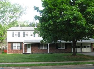 2945 Morgan Mill Rd, Willow Grove, PA 19090