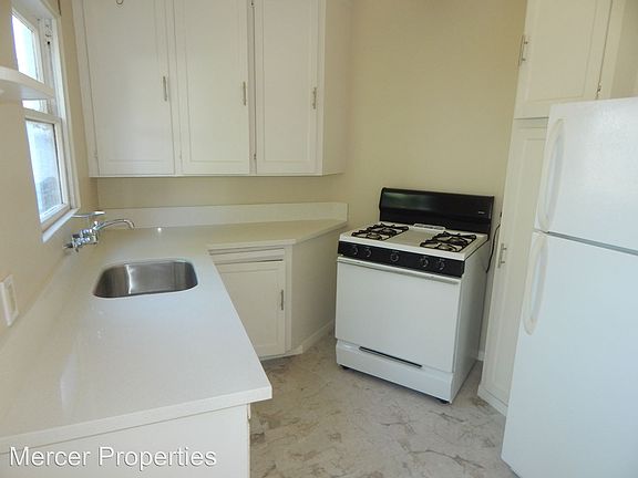 3rd image of 4610 Georgia St