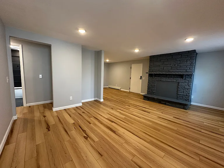 607 Bear St #202 — Photo 20