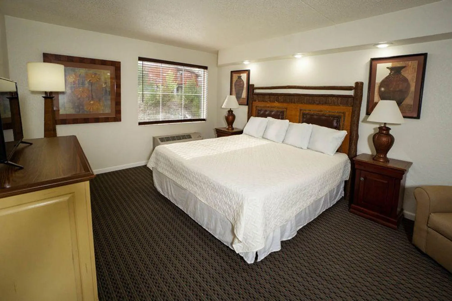 Studio, 1.0 bath, 387 sqft, $1,770 — Photo 3