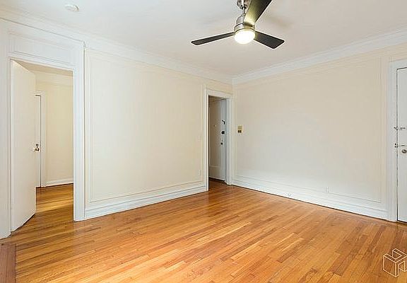 5th image of 59 Pineapple St APT 3A
