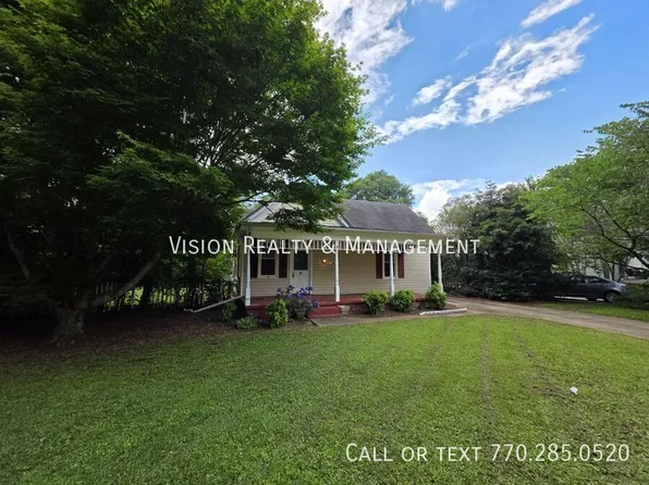 210 Stewart St, Carrollton, GA 30117