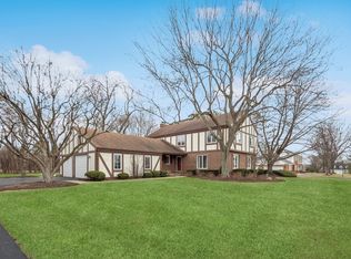 893 Chimney Rock, Inverness, IL 60067