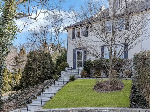 18 Beverly Road, Bronxville, NY 10708
