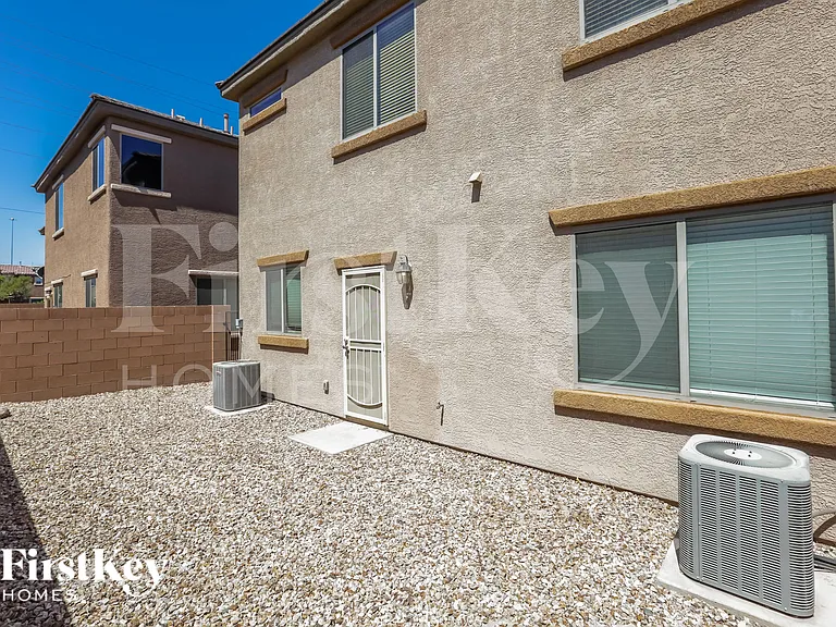 677 Calamus Palm Pl — Photo 15