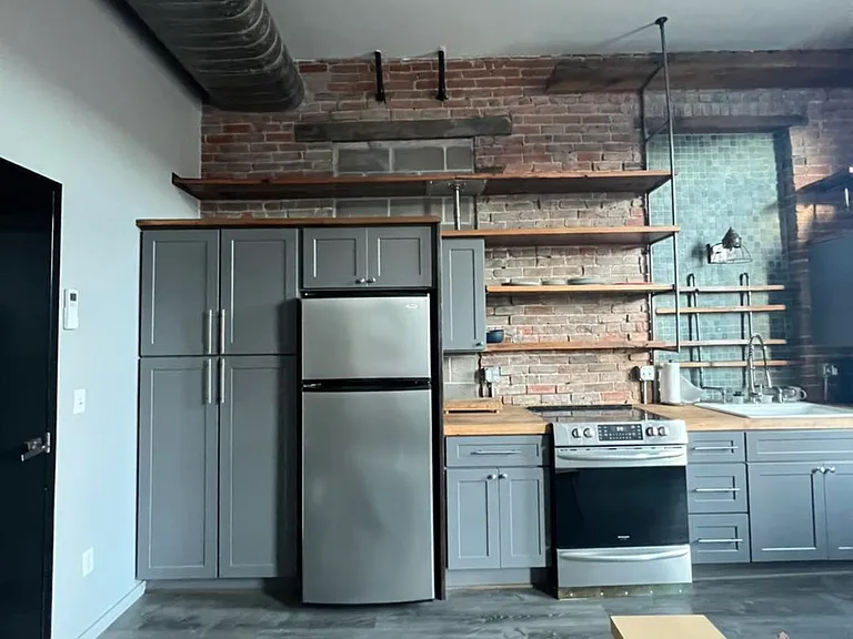 602 N Broadway St #C — Photo 2