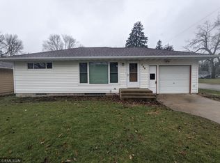 788 Clark Ave, Gibbon, MN 55335