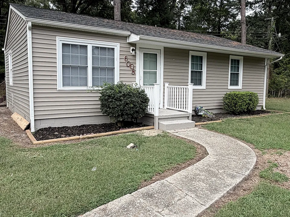 6008 Lamar Dr