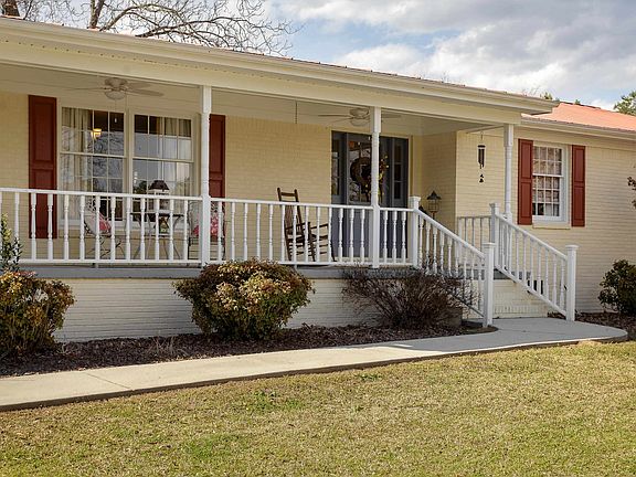 2nd image of 2645 Pineywoods Rd