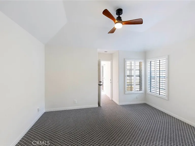 515 Begonia Ave #B — Photo 18