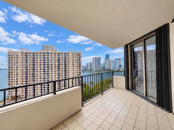 520 Brickell Key Dr APT A1811, Miami, FL 33131