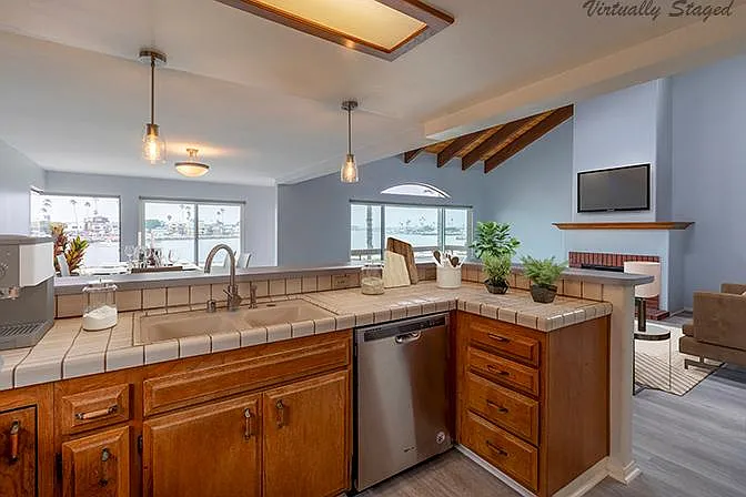 112 San Nicholas Ave — Photo 7