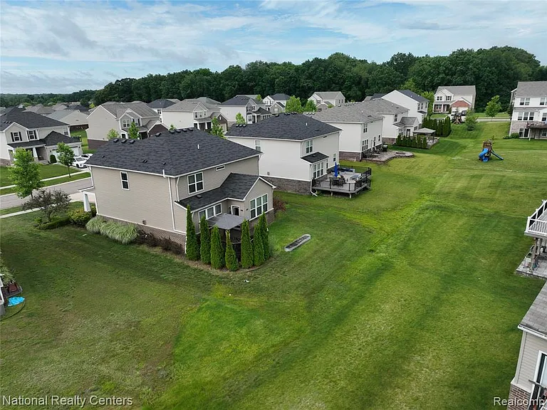 58180 Jonagold Ln — Photo 61