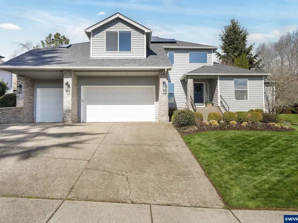 375 Silver Hills Cir SE, Salem, OR 97306