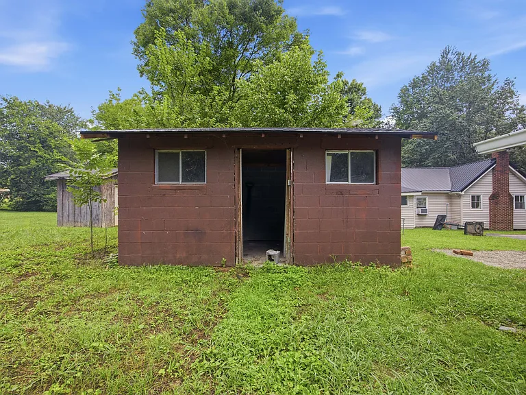 506 Daugherty St — Photo 30