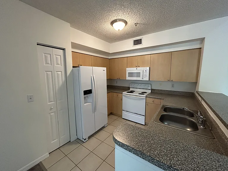 2360 E Preserve Way #305-265 — Photo 11