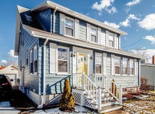 50 Riverside Ave, Quincy, MA 02169