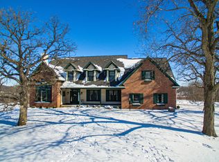5320 Warren Rd, Burlington, WI 53105