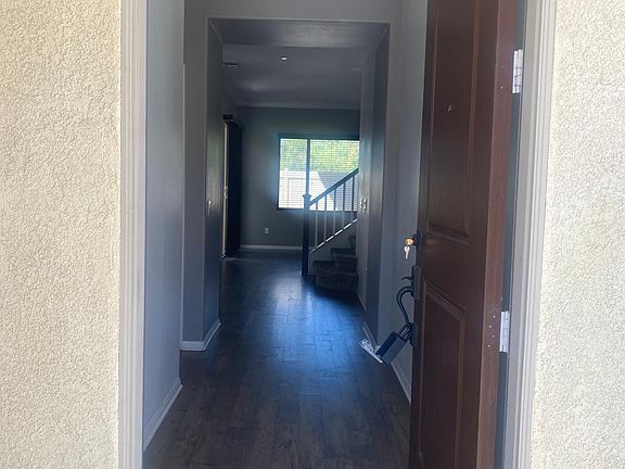 4th image of 11836 Greenbrier Ln