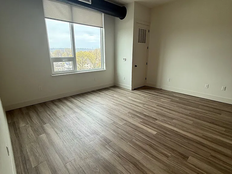 57 Washington St #7H — Photo 10