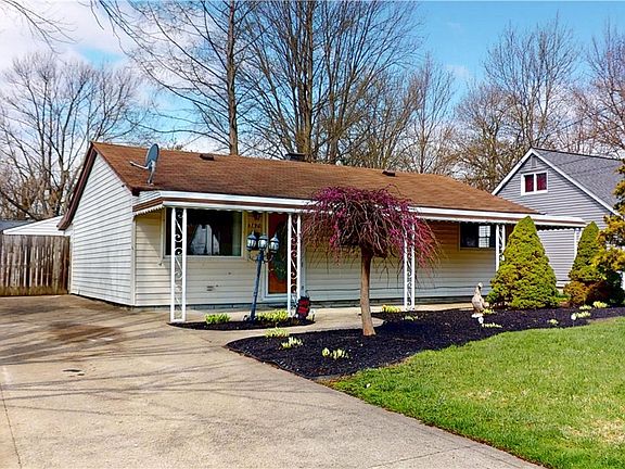 3rd image of 4790 Robinwood Dr