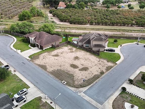3rd image of 2521 Clear Creek Cir