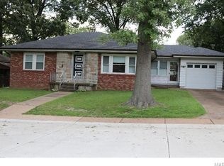 6749 Neosho St, Saint Louis, MO 63109