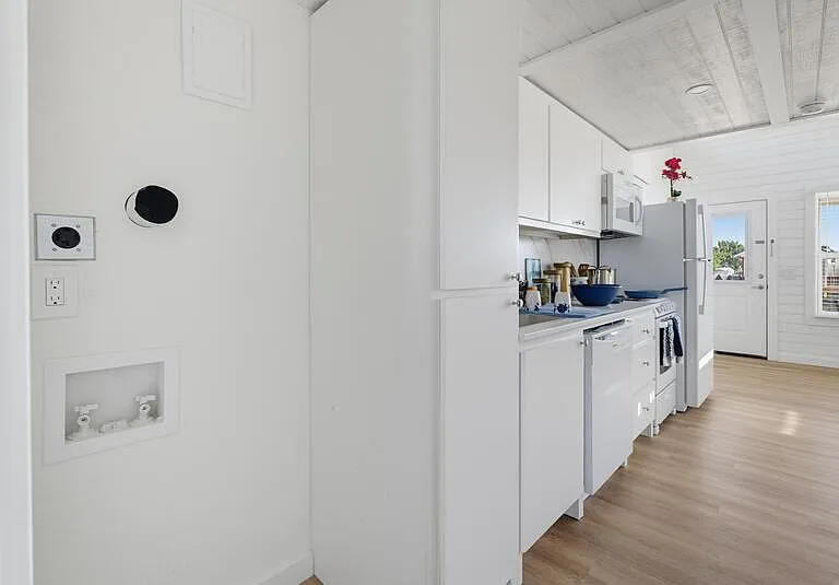 204 Marlin St #9 — Photo 8