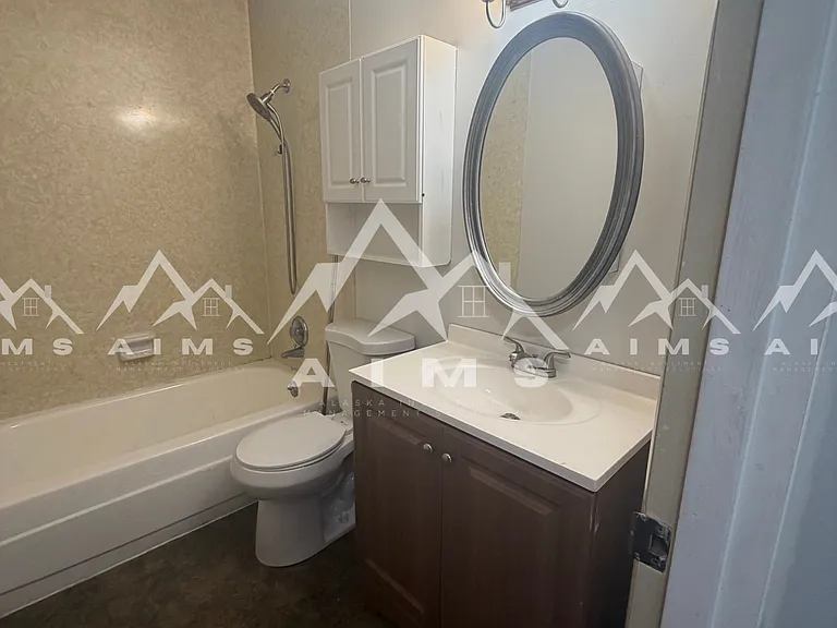 2901 Turnagain St #1 — Photo 1