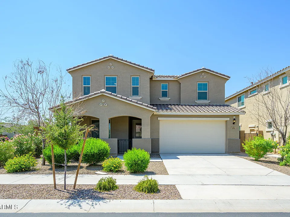 23043 E Rosa Rd