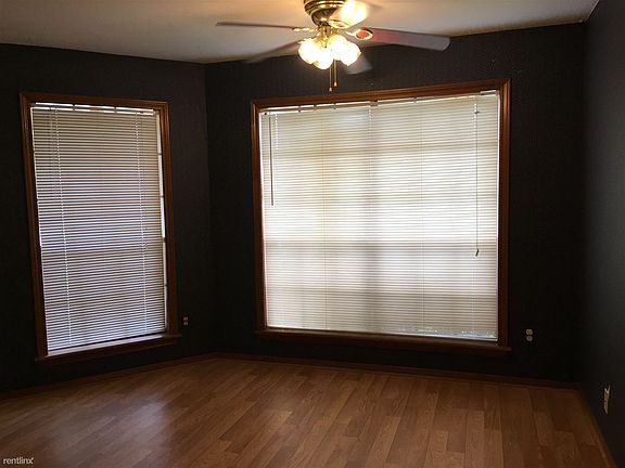 3rd image of 3308 Bahia Dr