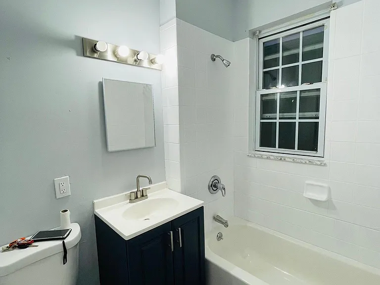95 James St #3 — Photo 6