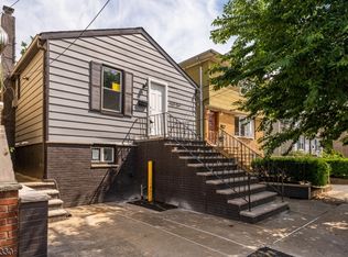 54 Frederick St, Belleville, NJ 07109