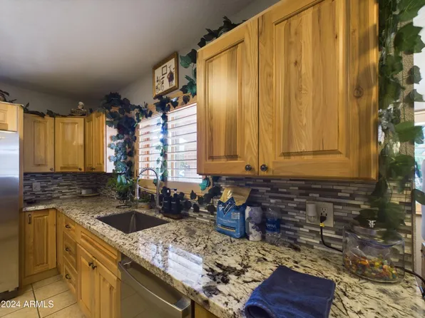 1705 W MACKENZIE Drive, Phoenix, AZ 85015