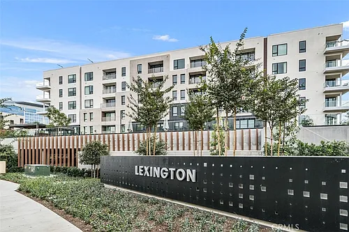 1407 Rivington Photo 1