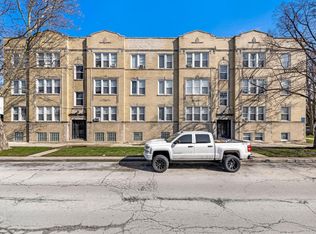 6205 21st St APT 9, Berwyn, IL 60402