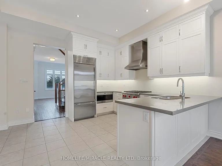 61 Yorkton Blvd — Photo 6