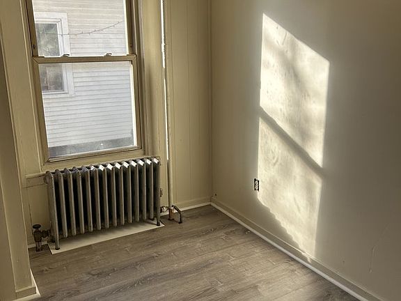 5th image of 73 Marlboro St #1