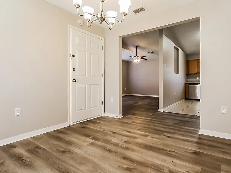 11730 Lynn Brook Cir — Photo 5