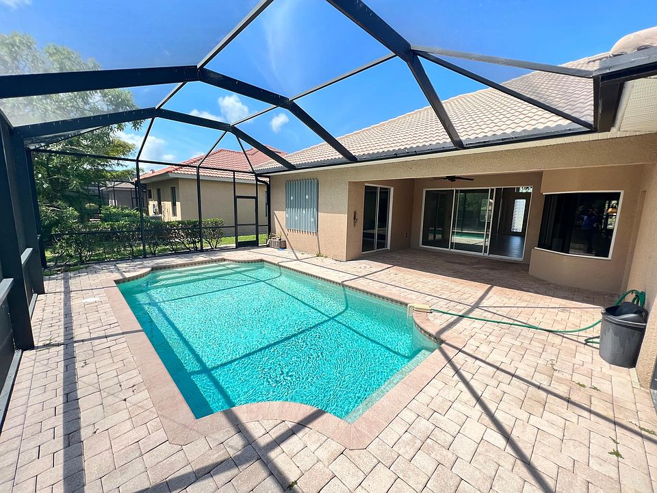 1st image of 27010 Edenrock Ct