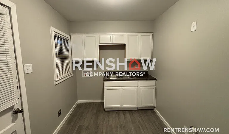 1599 Hope St — Photo 6