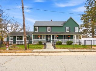 580 Old Main St, Coventry, RI 02816