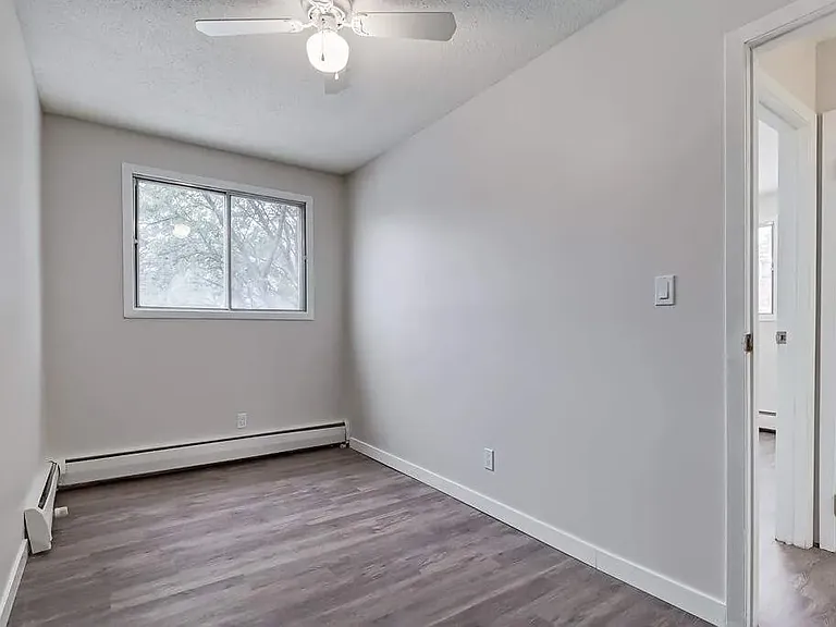 355 Northview Rd #C301 — Photo 12