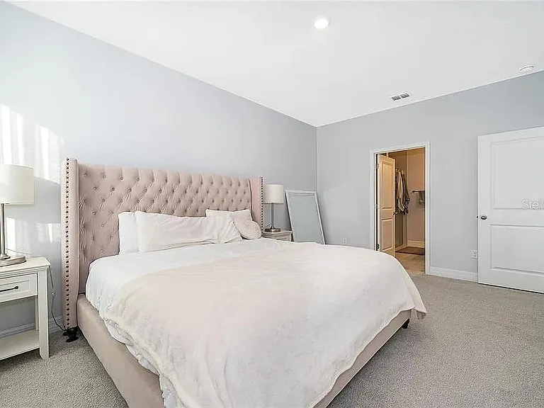 5818 Wallis Ln — Photo 12