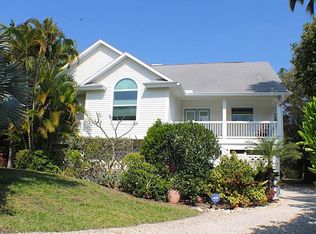1140 Junonia St, Sanibel, FL 33957