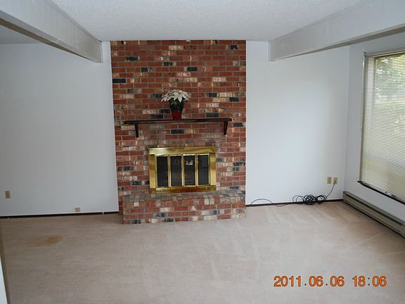 3rd image of 7420 E East St