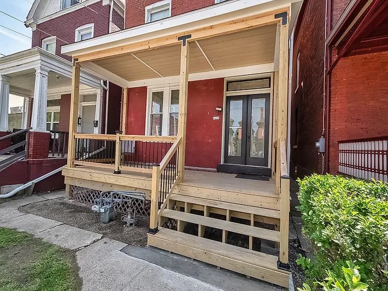 1136 N Euclid Ave #1 — Photo 18