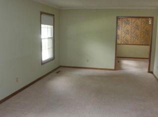 709 W Katella St, Springfield, MO 65807