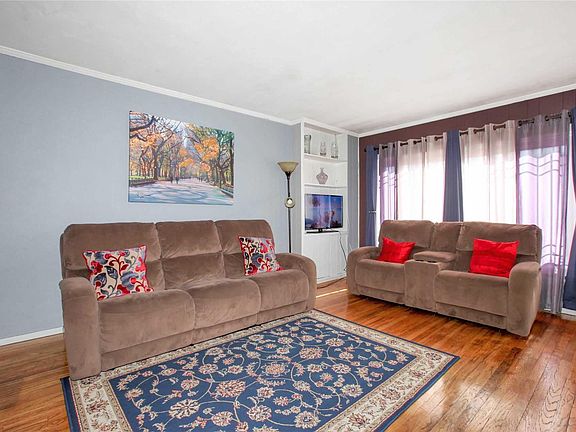 2nd image of 2683 Rowehl Dr