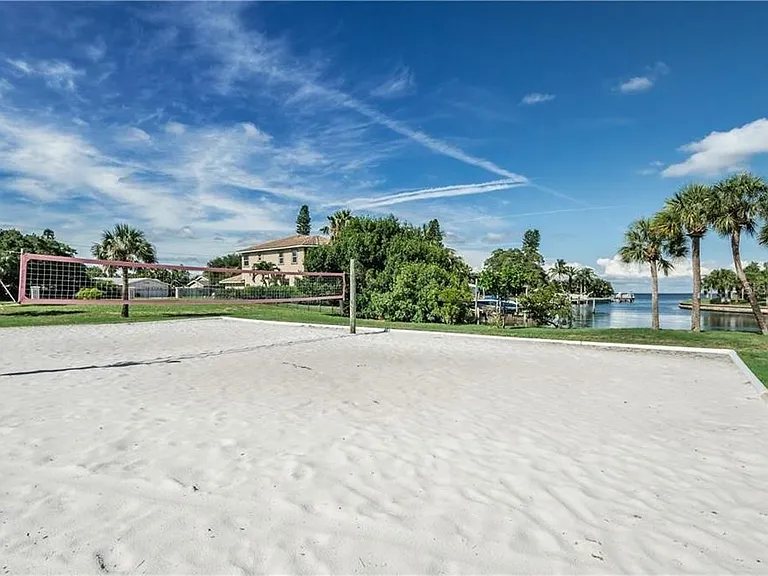 5004 Starfish Dr SE #F — Photo 35